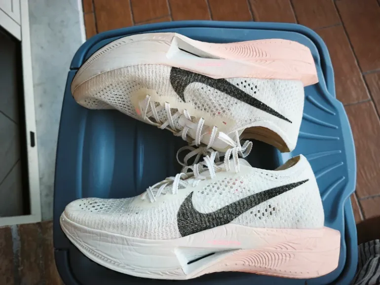 Used Nike Vaporfly 3 bike — image 2 of 13