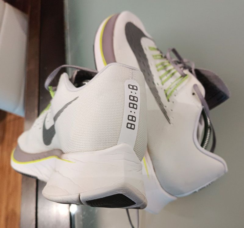 Used Nike Zoom Fly Atmosphere Running Shoes