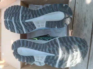 Used Asics Trail Scout 3 bike — image 5 of 6