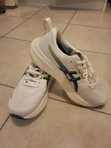 Used Asics Gel Zirrus 9 bike — image 2 of 8