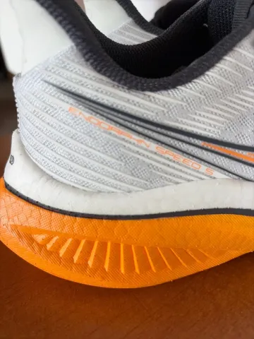 Saucony Endorphin Speed 5 bike usato — immagine 10 di 10