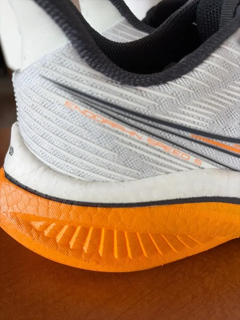Saucony Endorphin Speed 5 bike usato — immagine 10 di 10