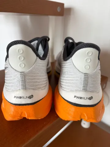 Saucony Endorphin Speed 5 bike usato — immagine 3 di 10