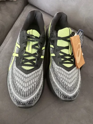 Used Asics Gel-Quantum 180 VII bike — image 3 of 4