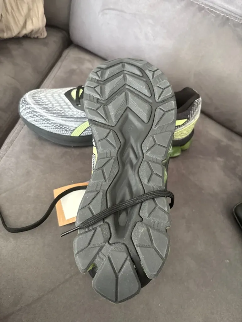 Used Asics Gel-Quantum 180 VII bike — image 2 of 4