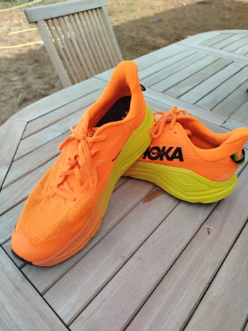 Used Hoka Challenger 8 bike — image 6 of 7
