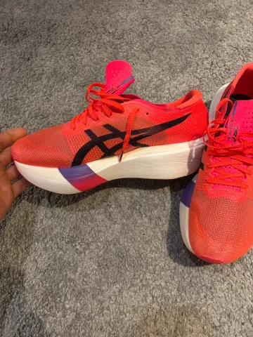 Asics Metaspeed Sky bike d'occasion — image 3 sur 4