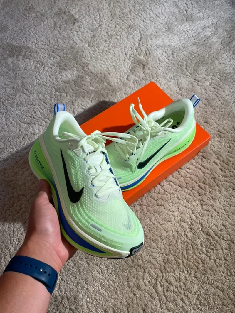 Look Vomero Plus Running Shoes d'occasion