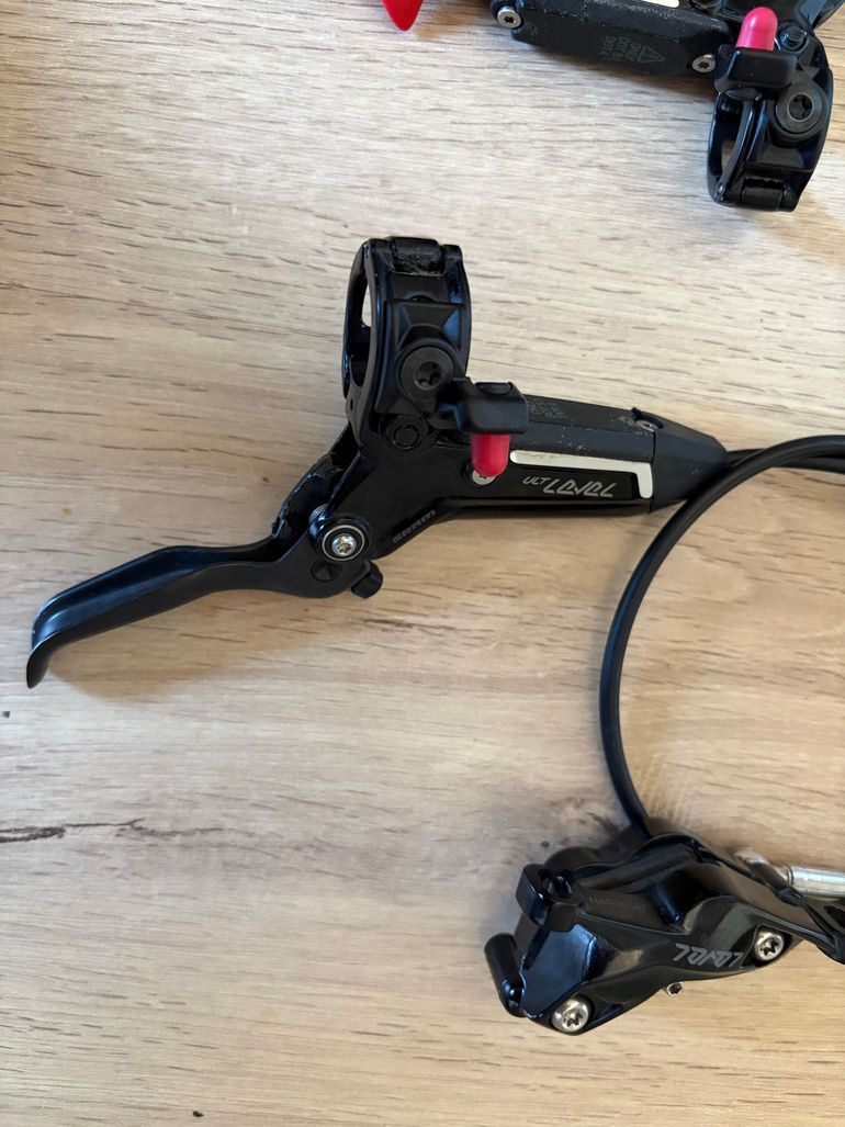 Brugt Sram Level Ultimate Stealth 4 Piston 2025 bike — billede 3 af 6