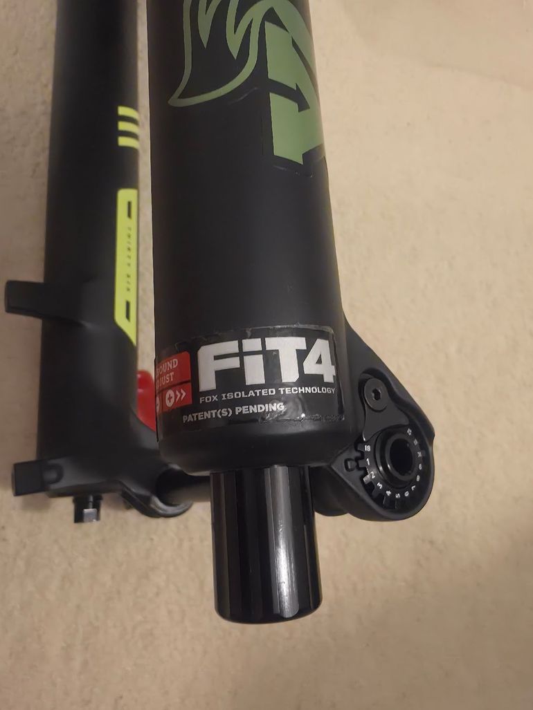 Used Fox 36 Performance Elite bike — image 5 of 6