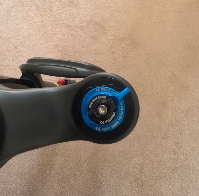 Used Fox 36 Performance Elite bike — image 2 of 6