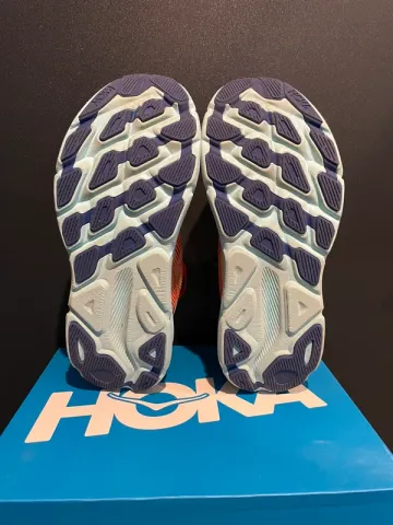 Hoka Clifton 9 bike usato — immagine 7 di 10