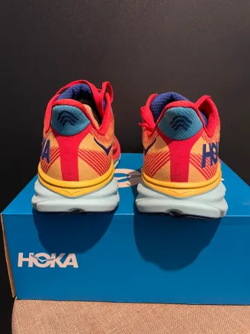 Hoka Clifton 9 bike usato — immagine 6 di 10