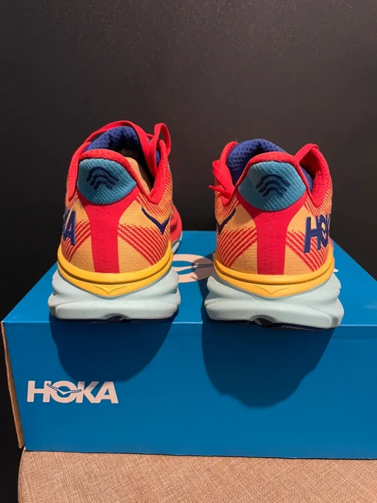 Hoka Clifton 9 bike usato — immagine 6 di 10