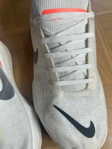 Nike Invincible 3 bike usato — immagine 9 di 9