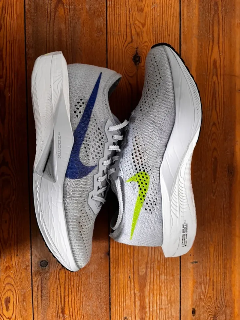 Used Ideal Vaporfly 3 Running Shoes