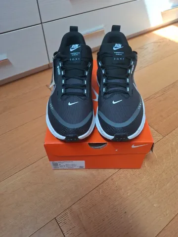Brugt Nike Vomero 18 Gore-Tex bike — billede 2 af 7