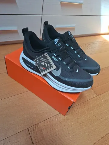 Brugt Nike Vomero 18 Gore-Tex bike — billede 3 af 7