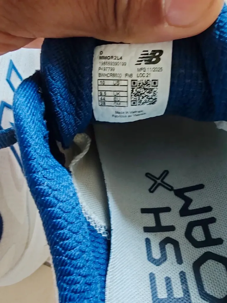 Used New Balance Fresh Foam X More v6 bike — image 10 of 13