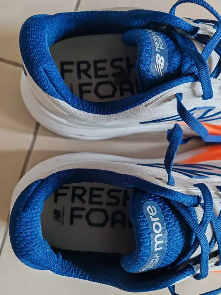 Used New Balance Fresh Foam X More v6 bike — image 9 of 13