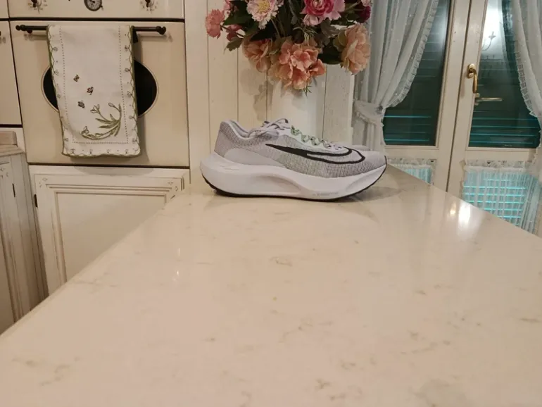 Used Nike Zoom Fly 5 bike — image 7 of 7