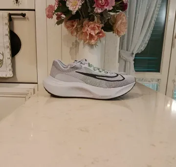 Used Nike Zoom Fly 5 bike — image 1 of 7