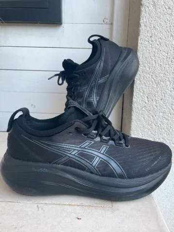 Asics Gel Nimbus 27 bike d'occasion — image 5 sur 5