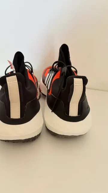 Used Adidas Ultra Boost bike — image 9 of 10