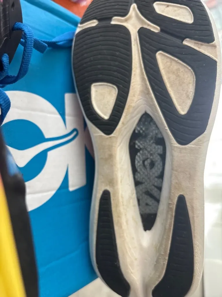 Used Hoka Rocket X 2 bike — image 5 of 9