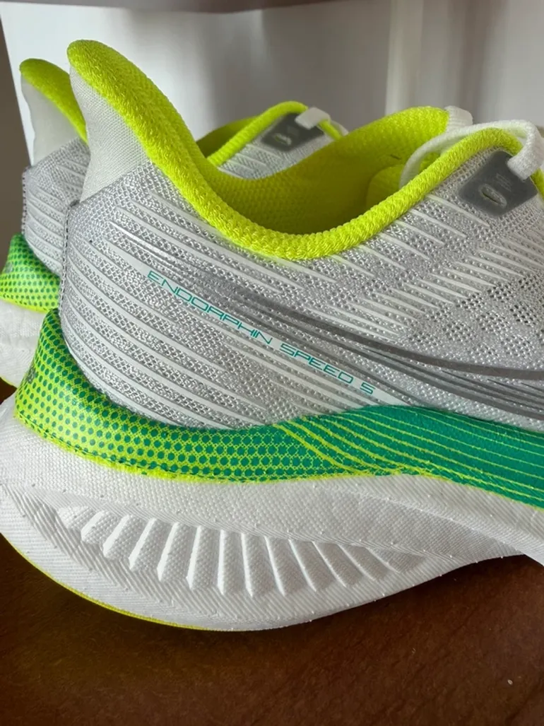 Käytetty Saucony Endorphin Speed 5 bike — kuva 9 / 11
