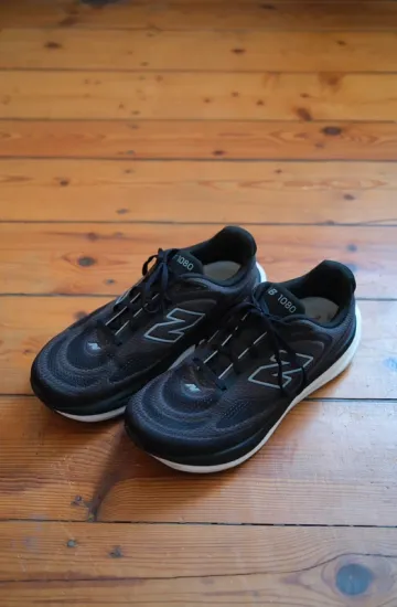 Used New Balance 1080v15 bike — image 1 of 4
