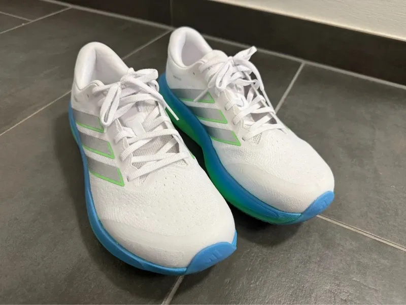 Tweedehands Supernova Rise 3 Running Shoes