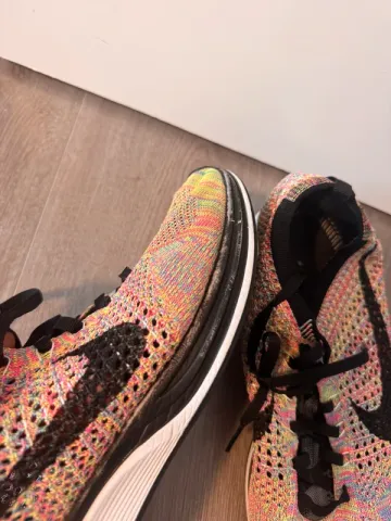 Nike Flyknit Racer bike d'occasion — image 4 sur 4