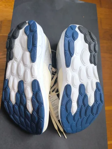 Used New Balance Running Shoes bike — image 4 of 7