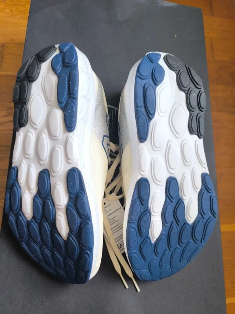 Used New Balance Running Shoes bike — image 4 of 7