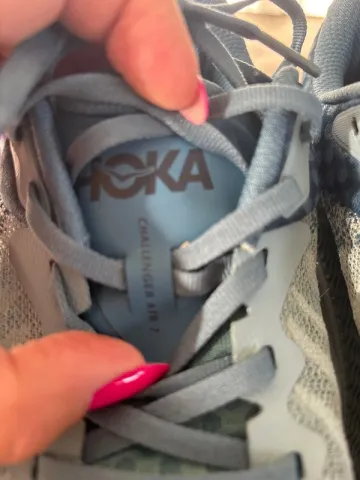Used Hoka Challenger 7 bike — image 2 of 8