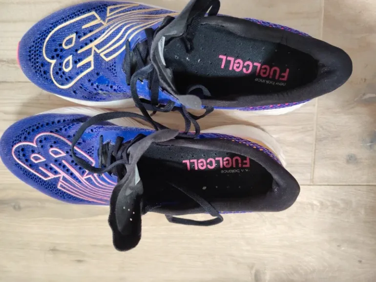 Used New Balance Elite V3 bike — image 13 of 13