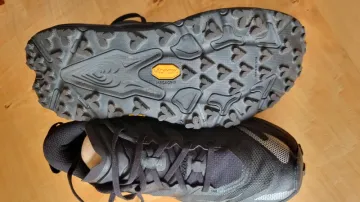 Used Hoka Speedgoat 7 bike — image 6 of 10