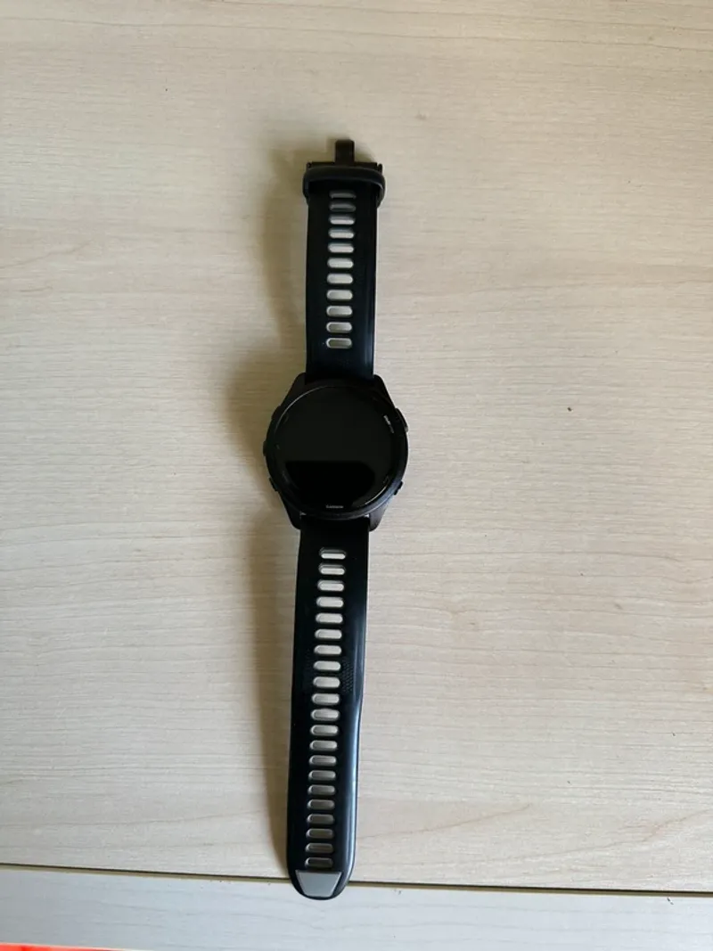 Used Garmin Forerunner 265 Electronics