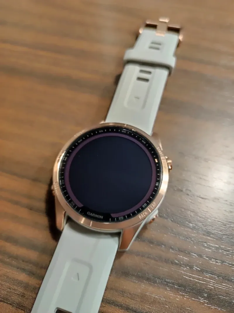 Käytetty Garmin Fenix 7s Solar Electronics