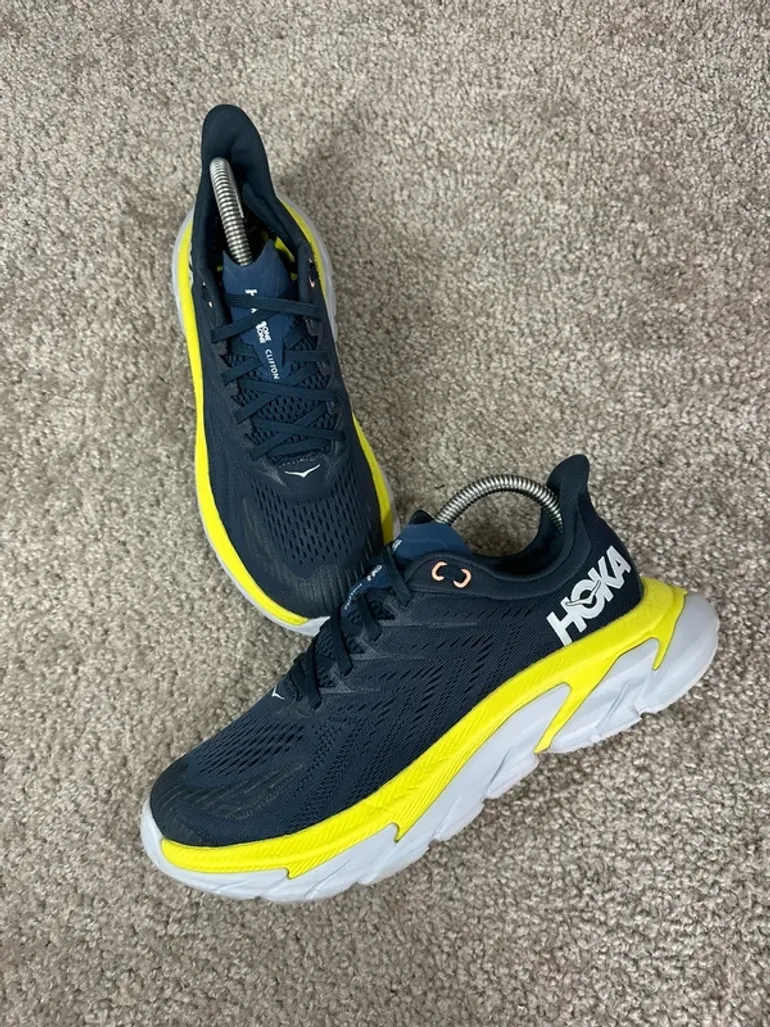 Used Hoka Running Sneakers bike — image 2 of 10