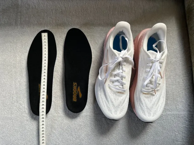 Used Brooks Launch 11 bike — image 3 of 6