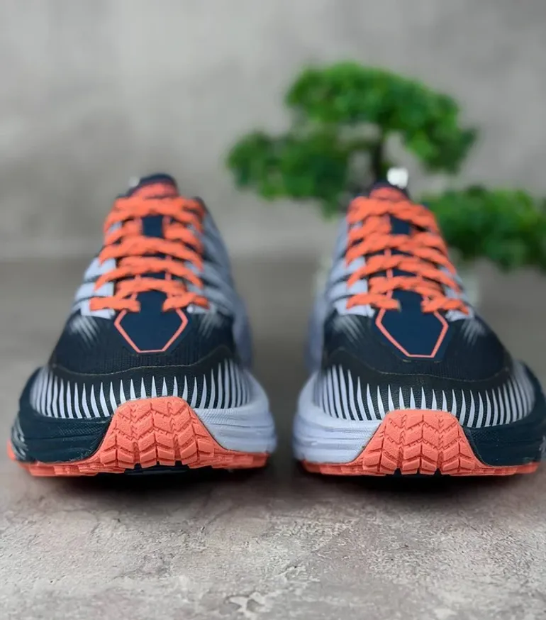 Used Last Hoka Women’s shoes bike — image 3 of 11