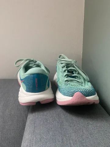Used Hoka Rincon 4 bike — image 4 of 6