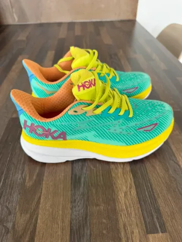 Used Hoka Clifton 9 bike — image 1 of 5