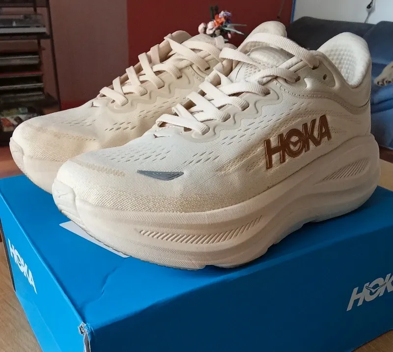 Used Hoka Bondi 9 Running Shoes