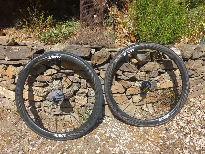 Mavic Cosmic S40 2024 Wheels d'occasion