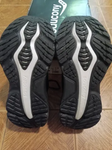 Used Saucony Hurricane 25 bike — image 4 of 6