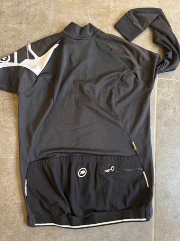 Used Assos Mille 2022 bike — image 6 of 7