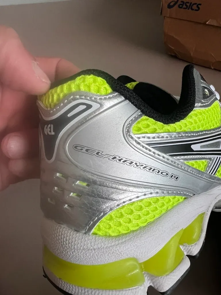 Used Asics Gel Kayano 14 bike — image 3 of 11